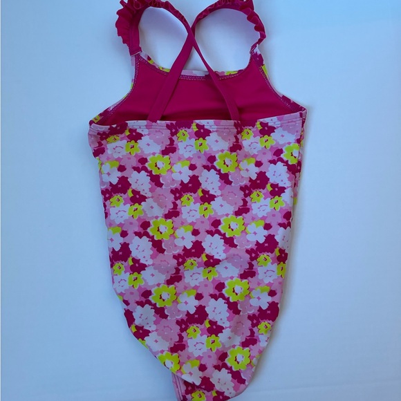 Toddler Girls CAT & JACK One Piece Swimsuit 4T - Picture 4 of 4